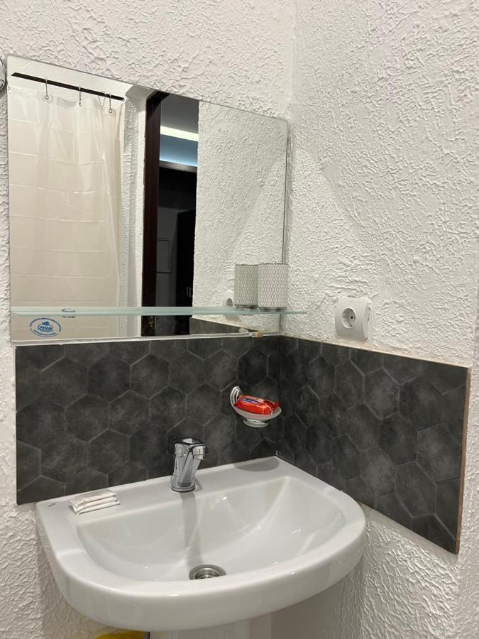 Мини Отель Марома סוקהום מראה חיצוני תמונה